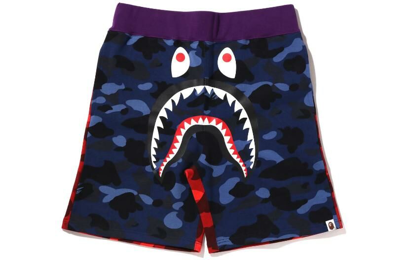 【代購】A BATHING APE Crazy Camo Shark Sweat Shorts
