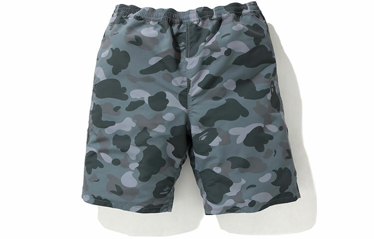 【代購】A BATHING APE Color Camo Reversible Shorts