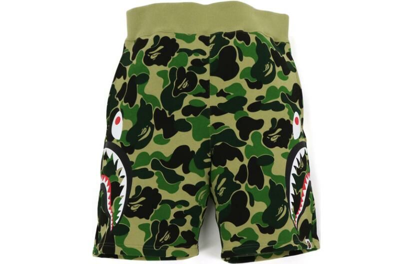 【代購】A BATHING APE Big Abc Camo Side Shark Sweat Shorts