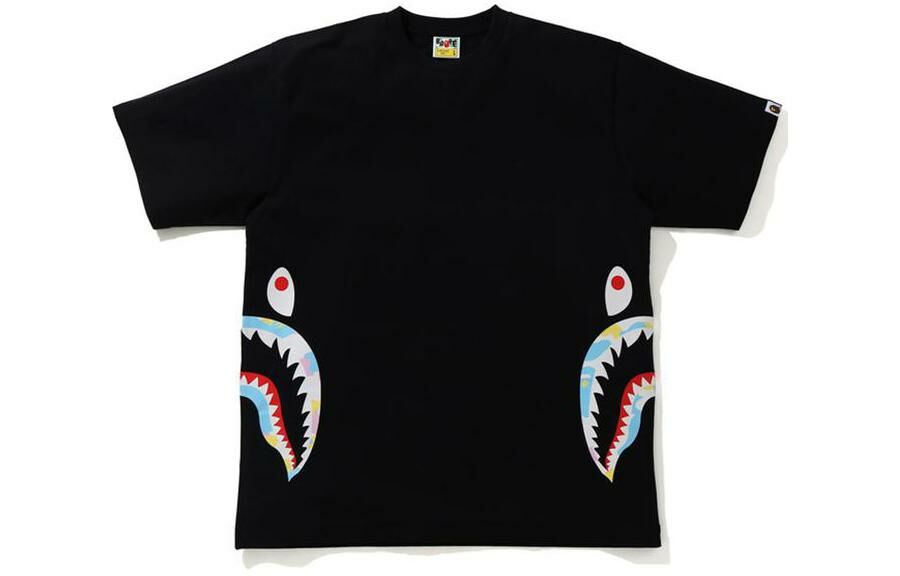 【代購】A BATHING APE New Multi Camo Side Shark Relaxed Tee