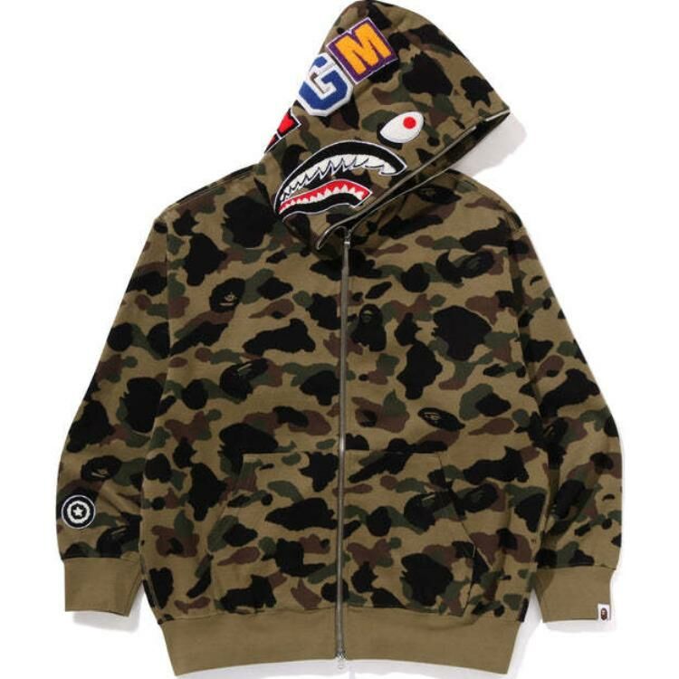 【代購】A BATHING APE Medicom Toy1st Camo Shark Bear Full Zip Hoodie