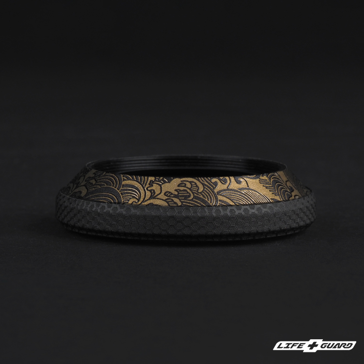 LIFE+GUARD 鏡頭貼膜安裝示意，適用 Nikon Z DX 24mm F1.7 遮光罩貼膜