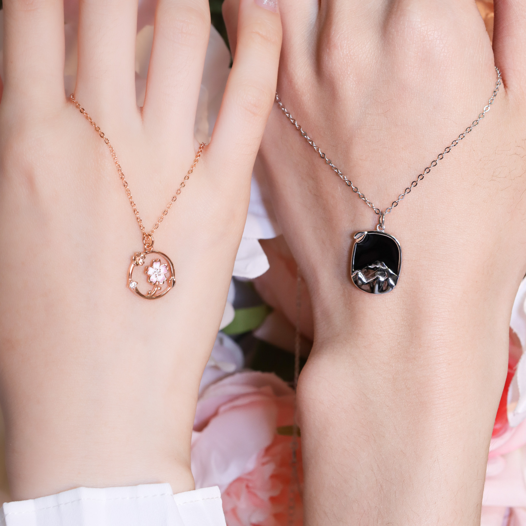 | 925純銀・白金・ 玫瑰金 | 漫櫻山下情侶項鍊 ( 情侶黑色 / 情侶玫瑰金 ) | NE1372 |