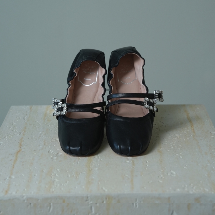 RV 黑色鑽釦芭蕾舞鞋 37.5號