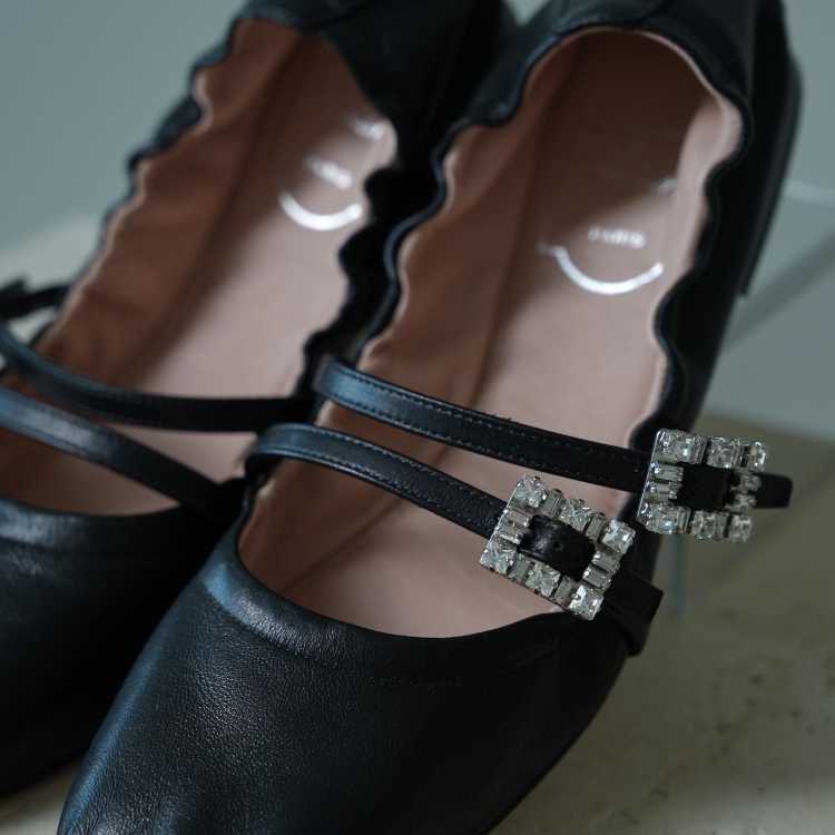 RV 黑色鑽釦芭蕾舞鞋 37.5號