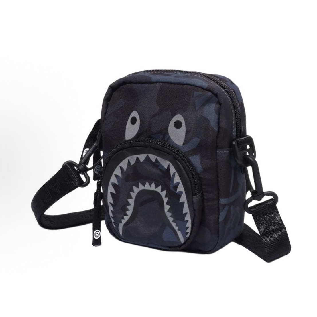 MASTERMIND X A BATHING APE BAPE SKULL CAMO MINI BAG 骷髏 鯊魚 聯名 反光 雙面 肩背包-1L23190903