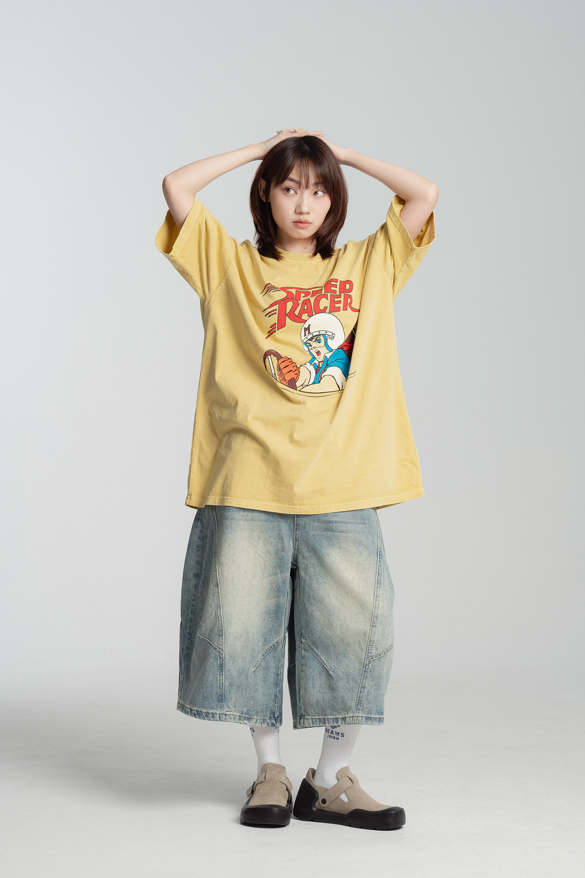 彎刀剪裁刷色牛仔七分褲 2色