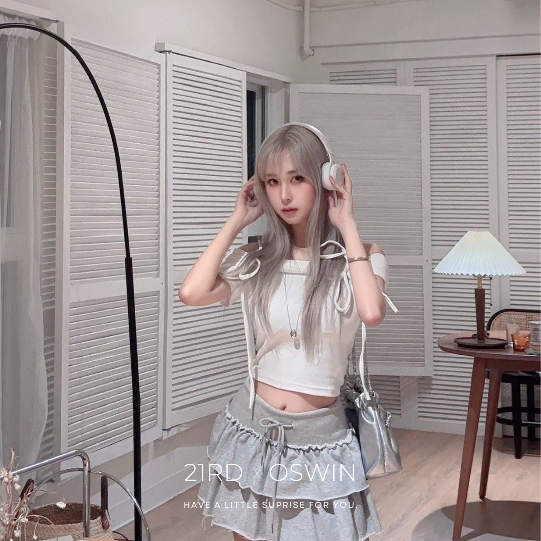 純欲修身設計感 一字肩上衣