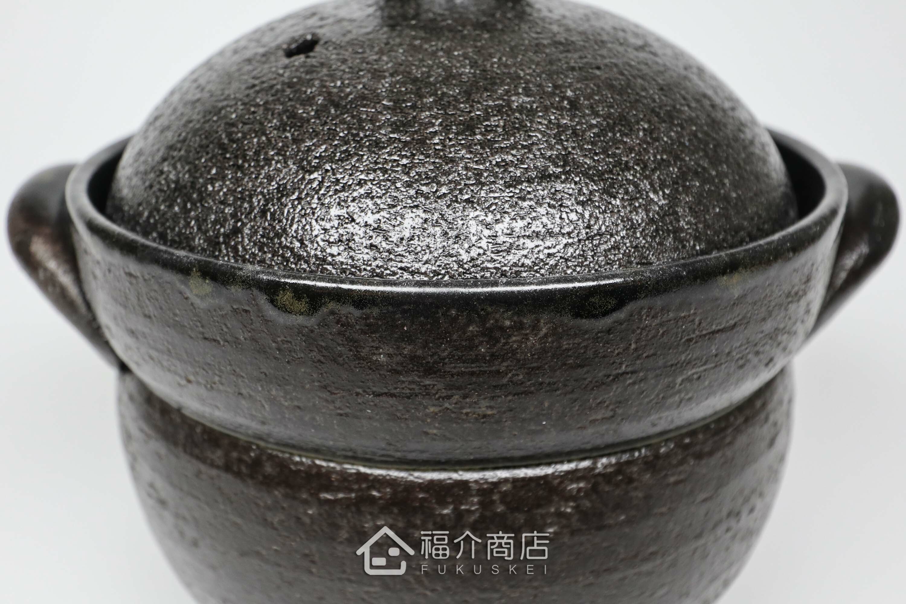 煮飯用陶瓷材質的飯鍋