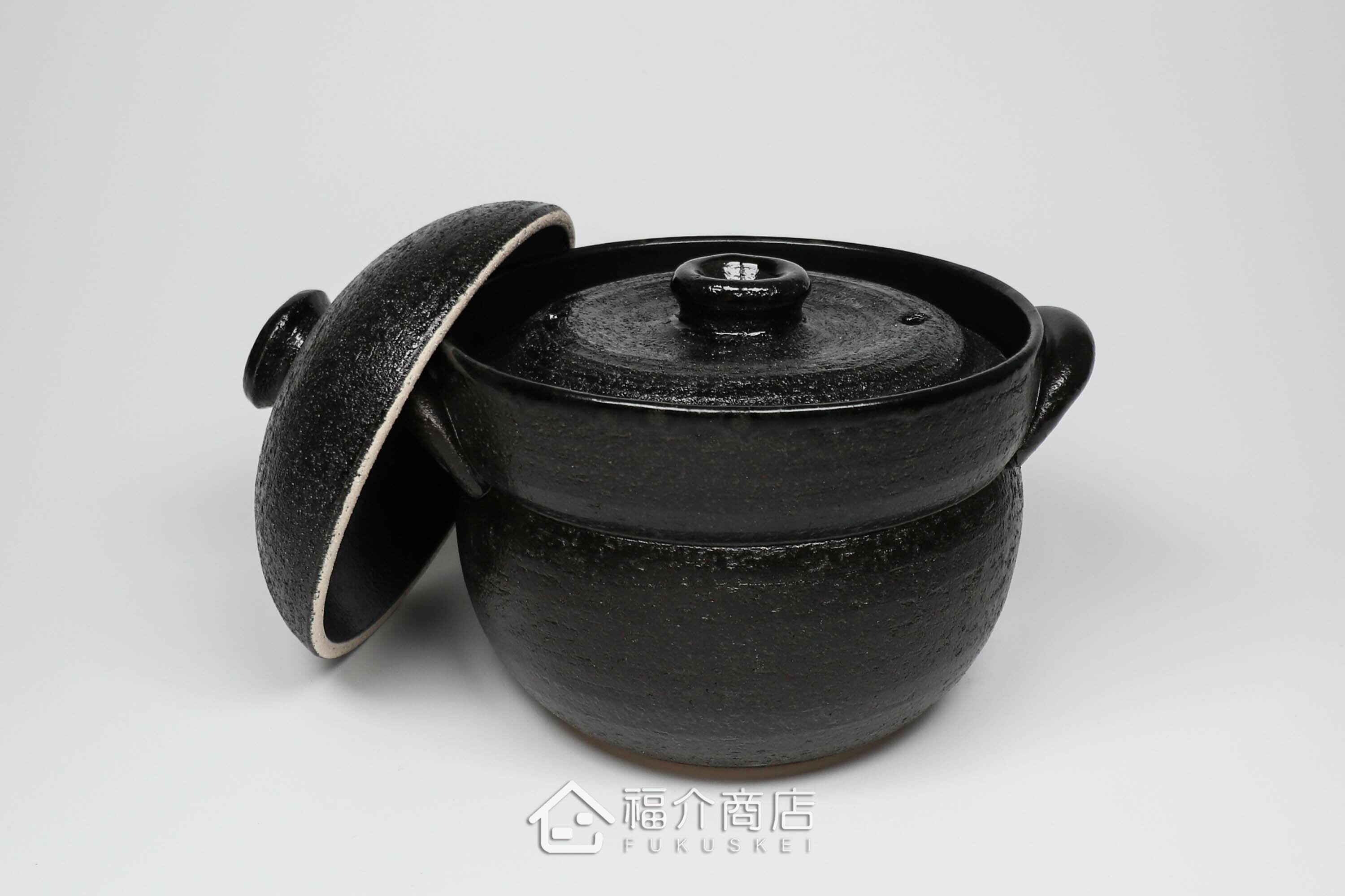 煮飯用陶瓷材質的飯鍋