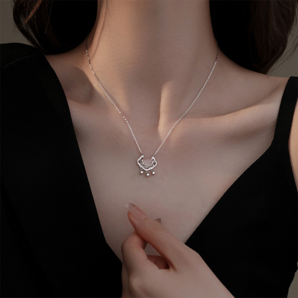 純銀項鍊 鑽石項鍊 女生項鍊 如意鎖 平安鎖項鍊 長命鎖項鍊 白玉瓍 中國風項鍊 韓國項鍊 平安項鍊 女生禮物 117