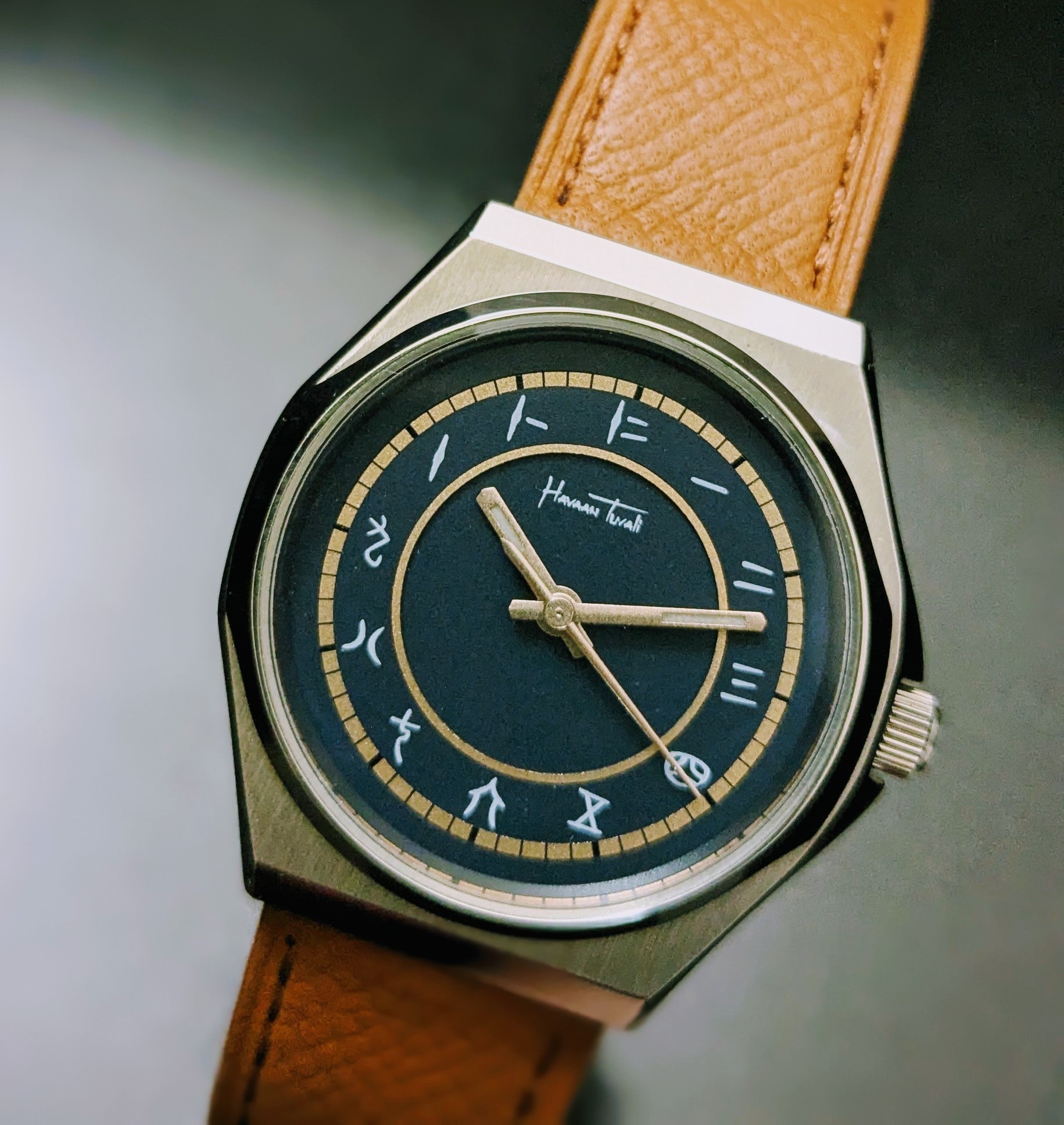 Broadway 35 Nightfall (Ancient Chinese Numerals)