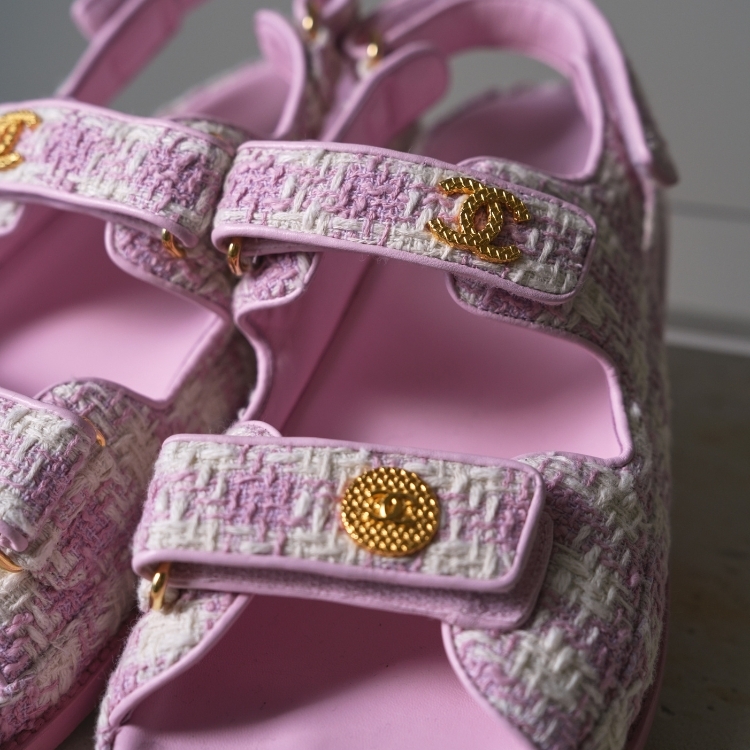 Chanel 粉色格紋毛呢涼鞋 40號