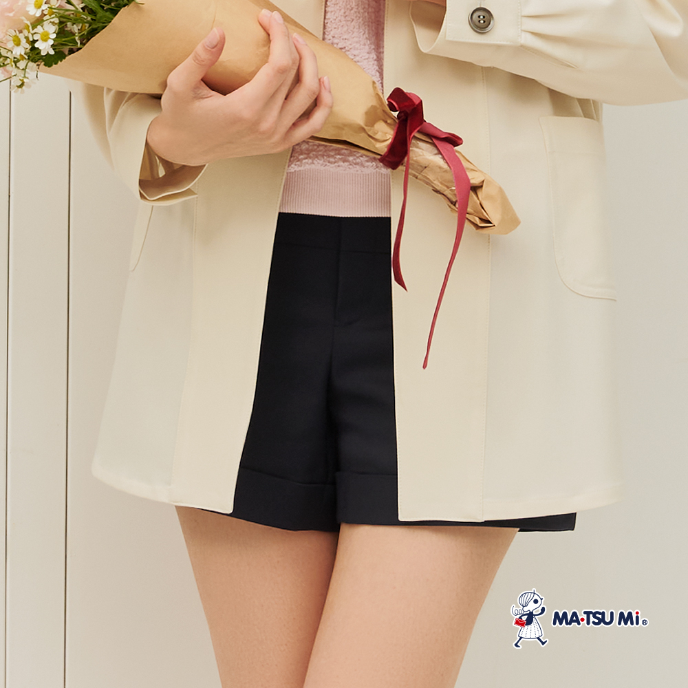 MA‧TSU Mi 百搭銀釦設計剪裁短褲(卡其.深藍)