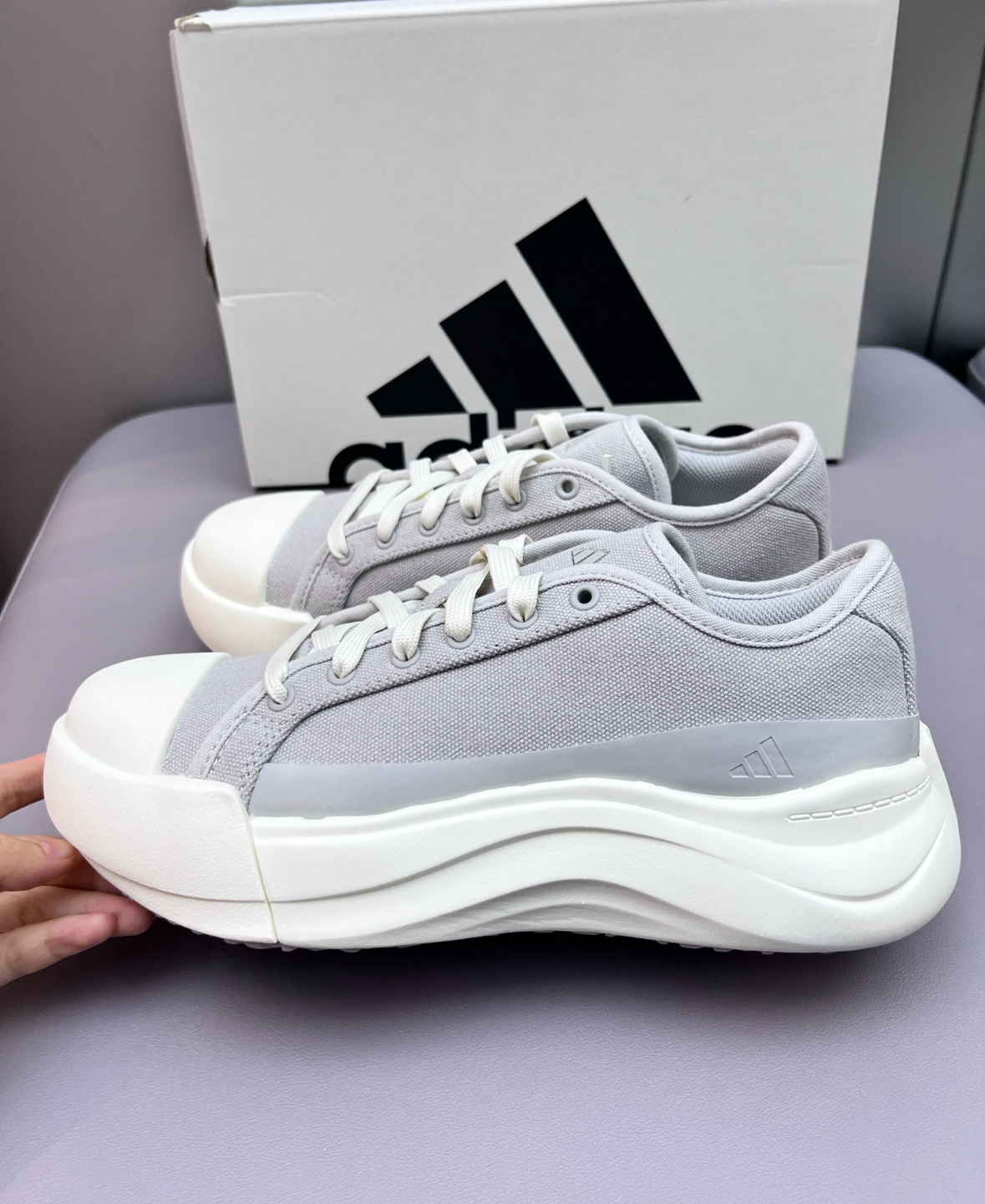 Adidas Maxxcourt Pro 灰白色 淺灰色 帆布 厚底 大頭鞋 JQ9817/預購