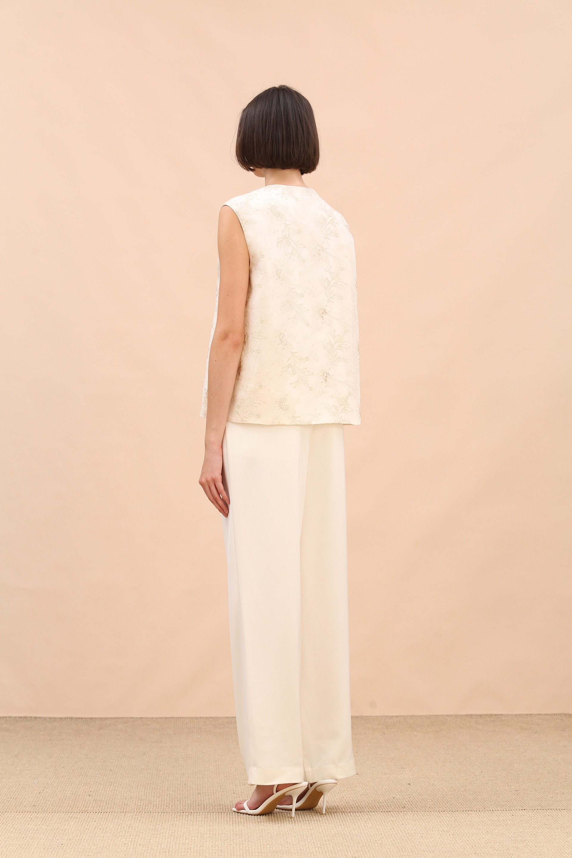 BE10125B1 浪漫婚禮正裝直筒褲