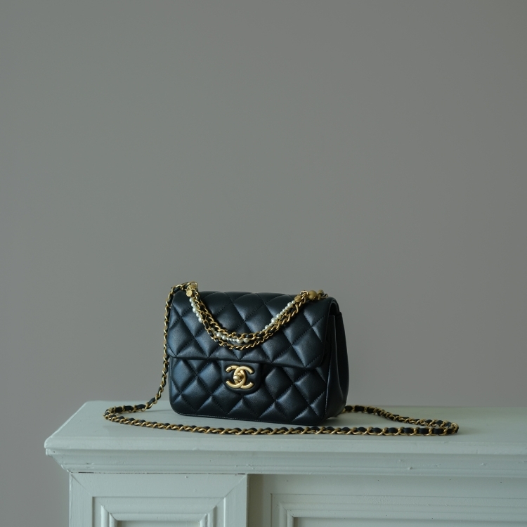 Chanel 珍珠鍊方胖