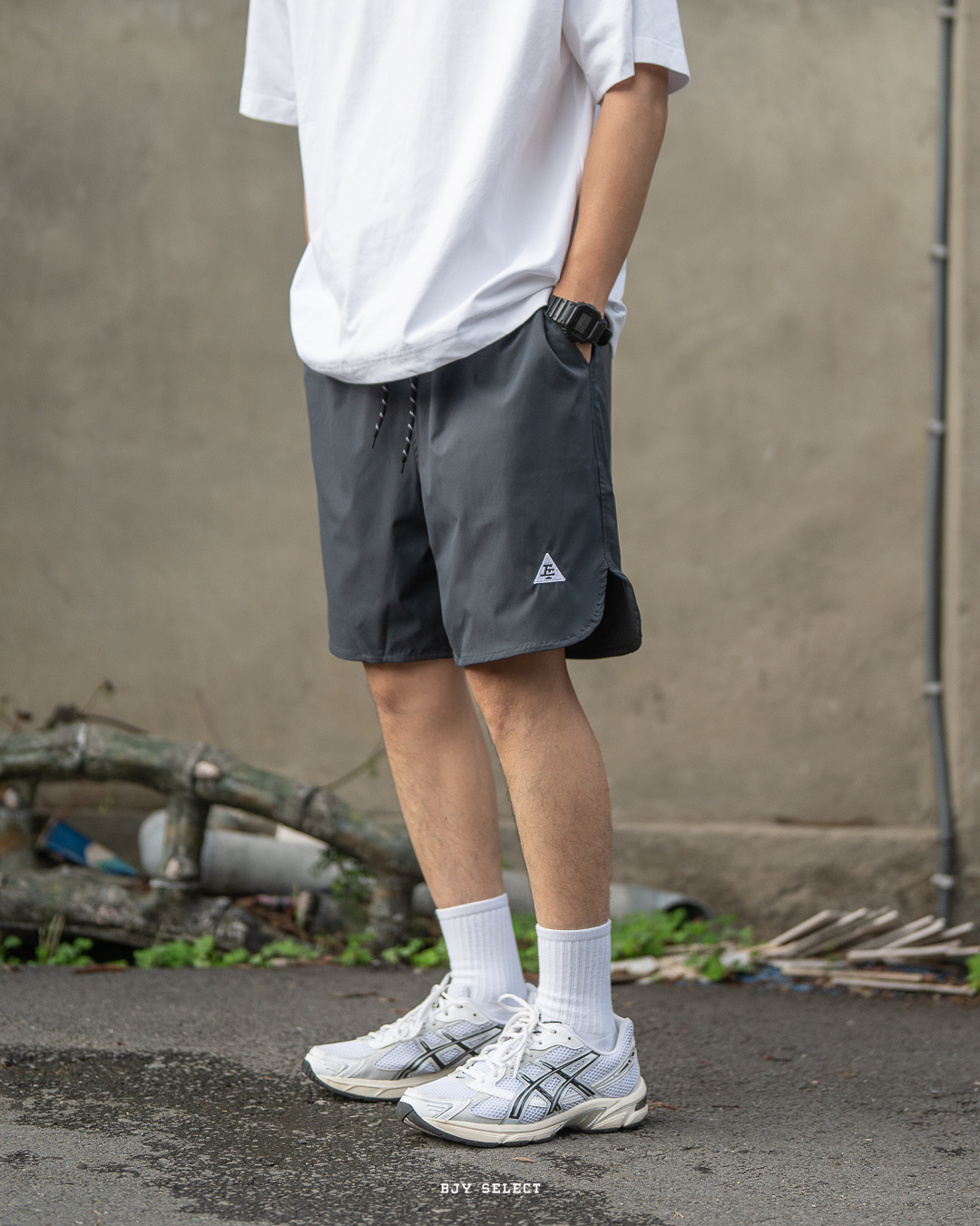 #預購 Tailor collection 刺繡小標 膝上褲 海灘短褲 大陸選貨 四色 L2256