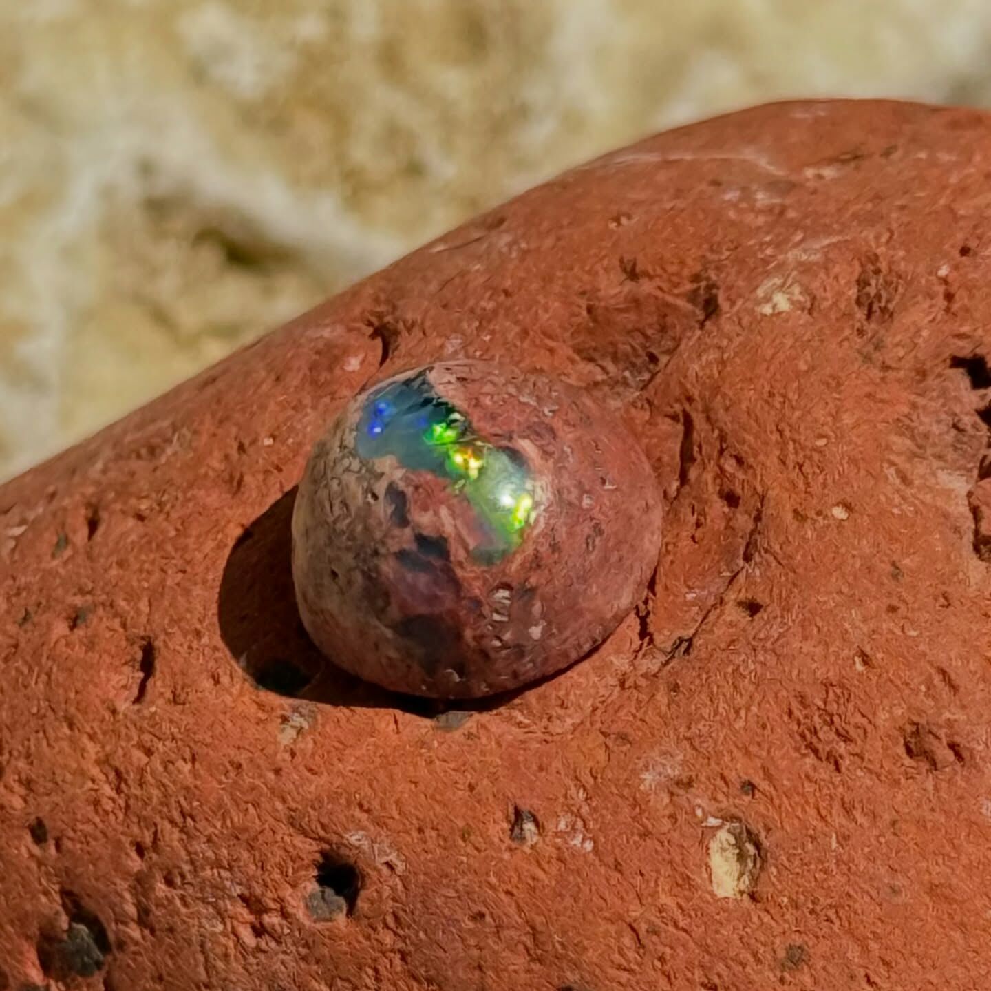 [原石] 墨西哥火蛋白石