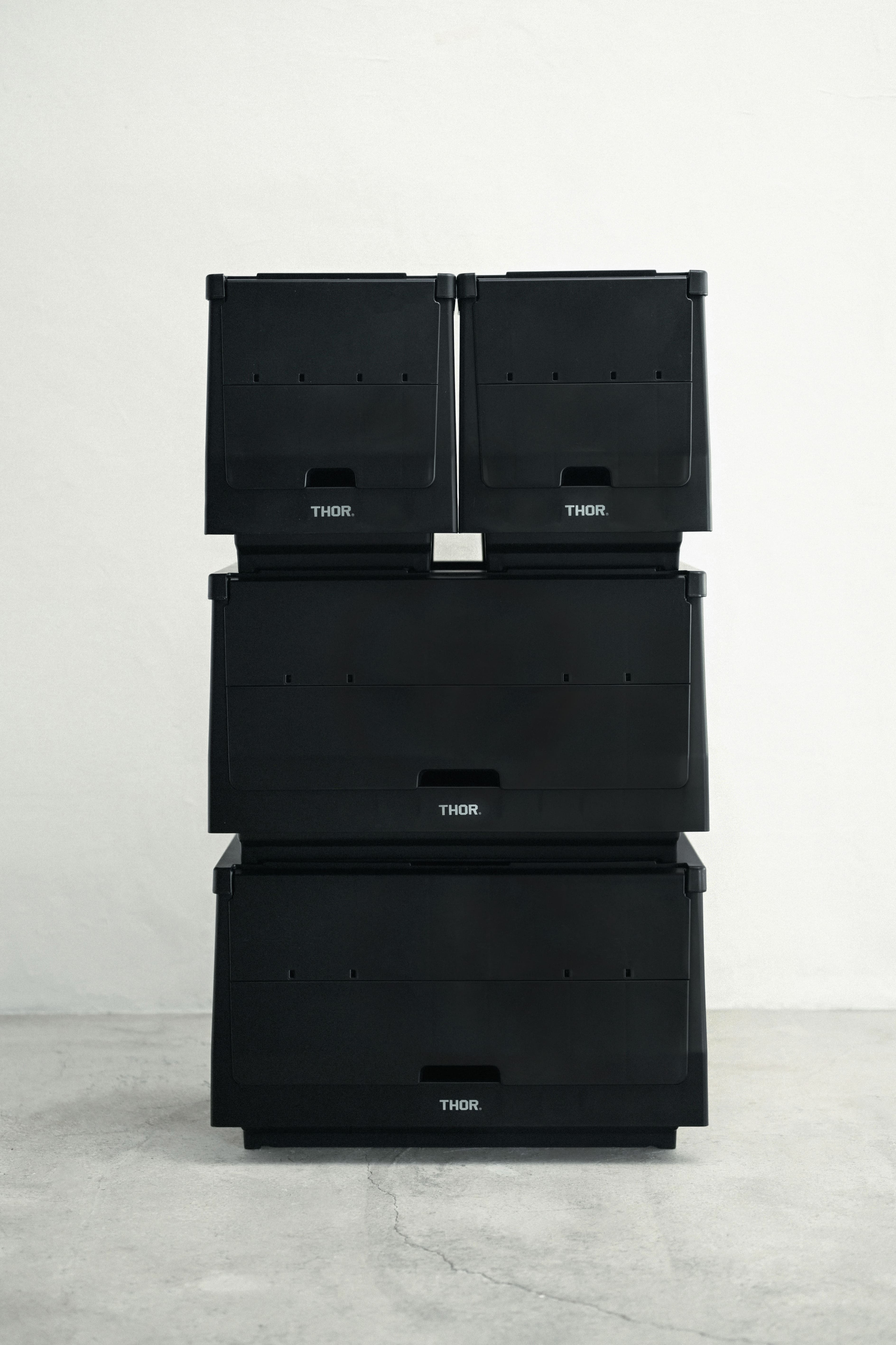 THOR Stacking Shelf Container / BLACK