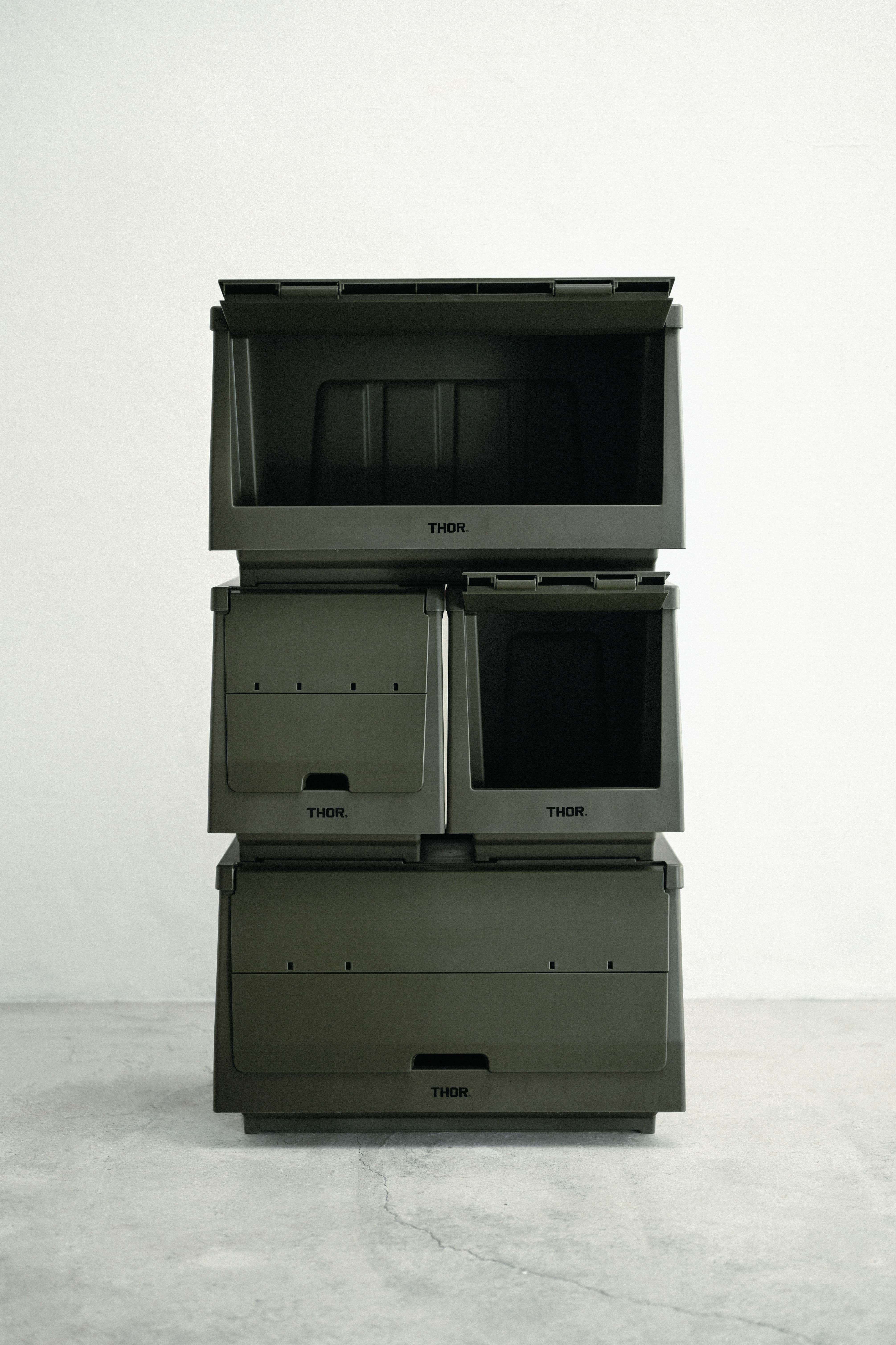 THOR Stacking Shelf Container / OLIVE