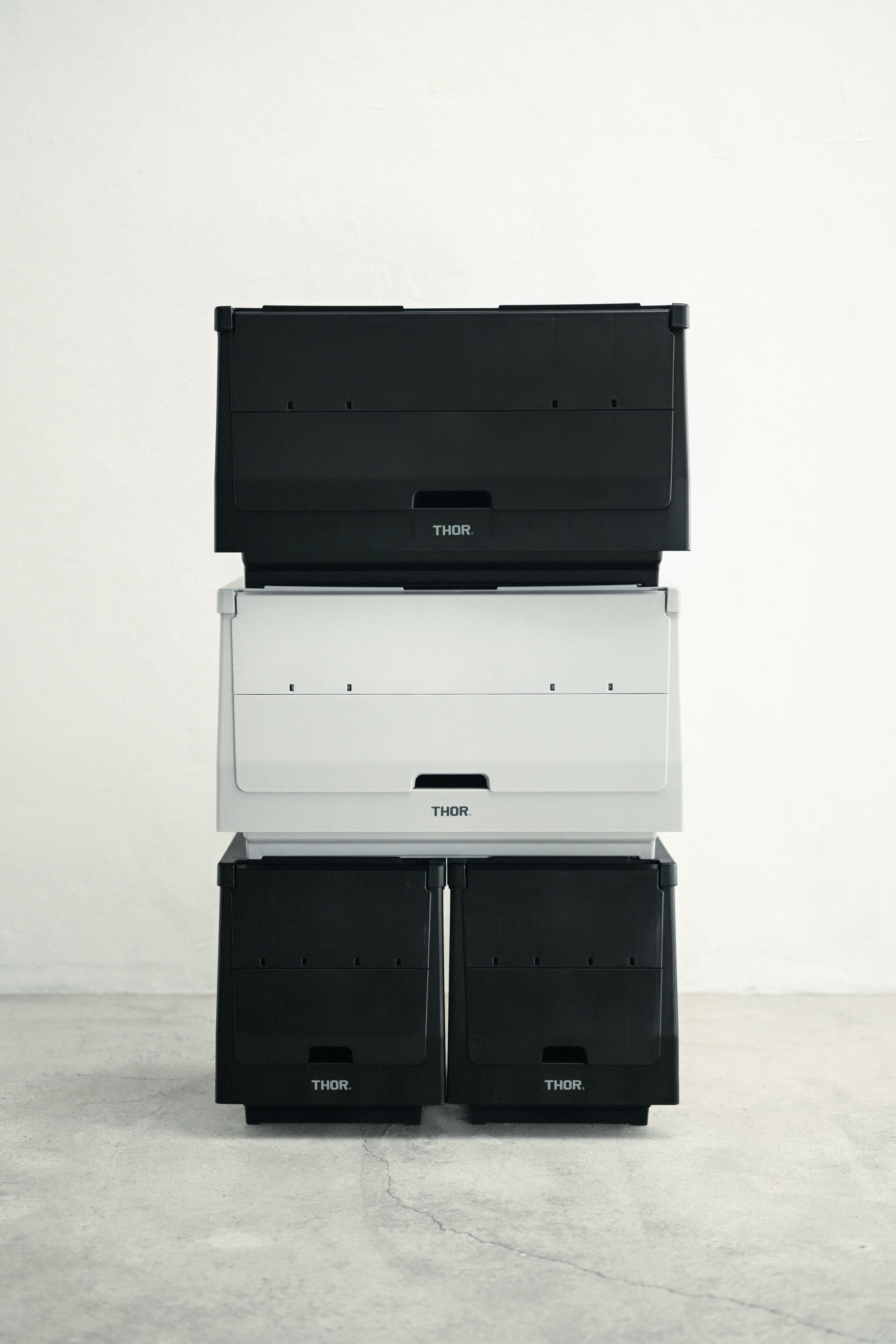 THOR Stacking Shelf Container / LIGHT GREY