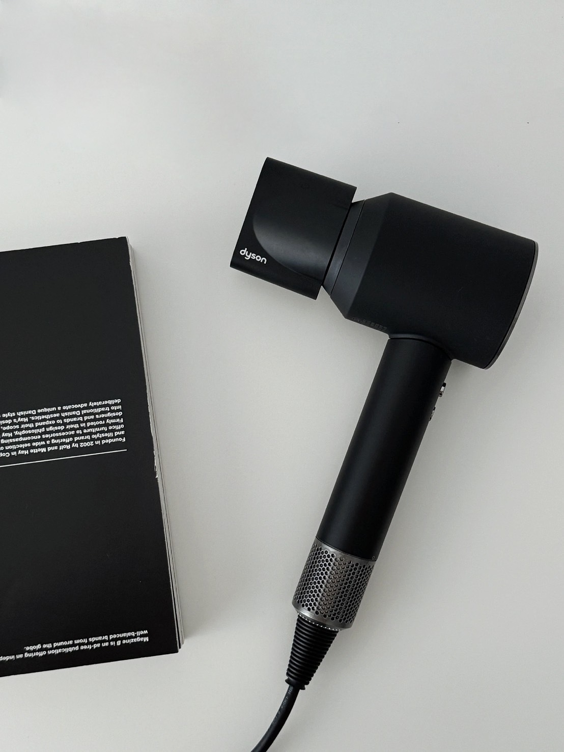 DYSON SUPERSONIC HD08 戴森 負離子吹風機  黑銀色