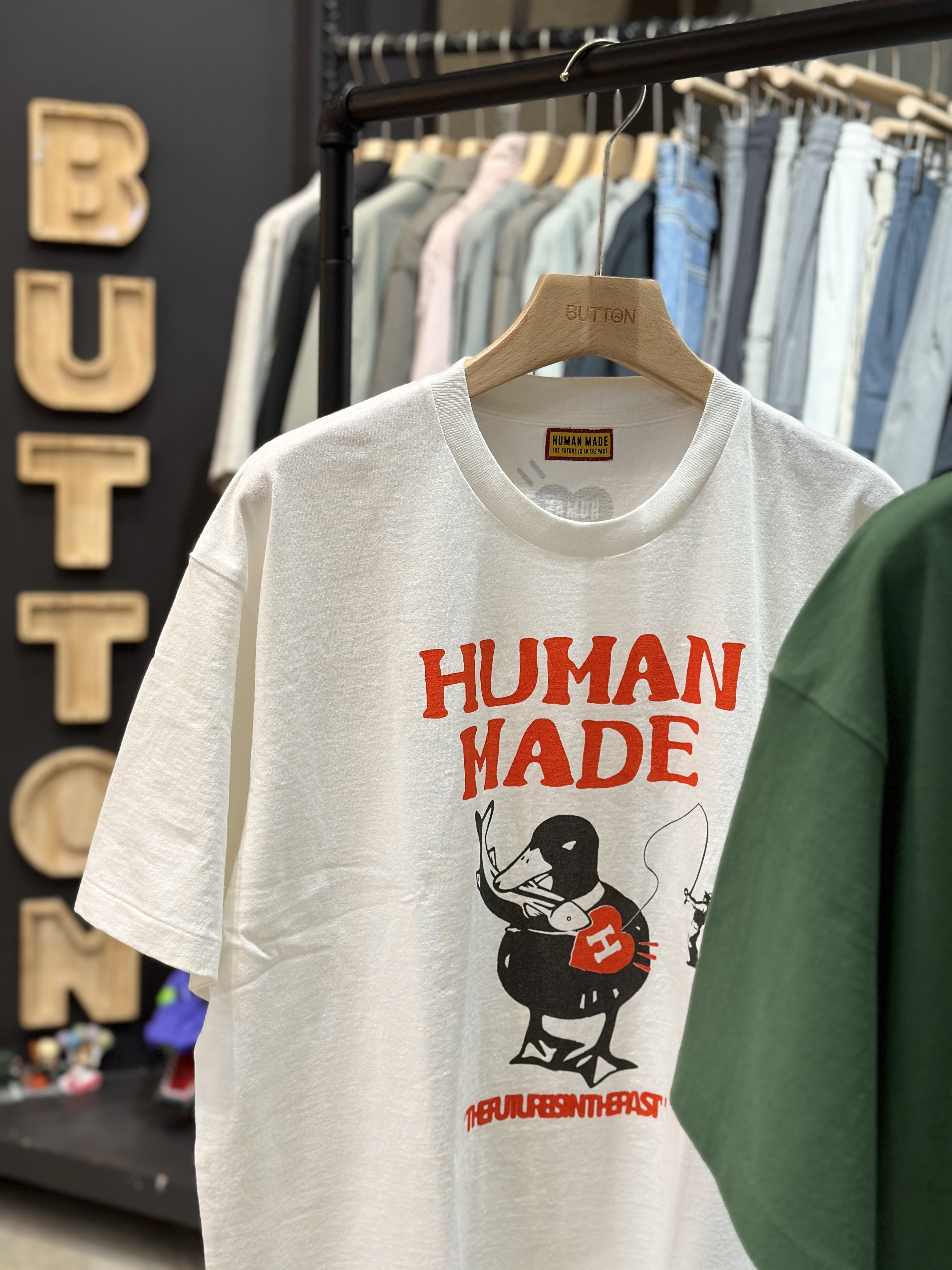 【現貨】human made GRAPHIC T-SHIRT 鴨子吃魚圖像短tee HM29TE026