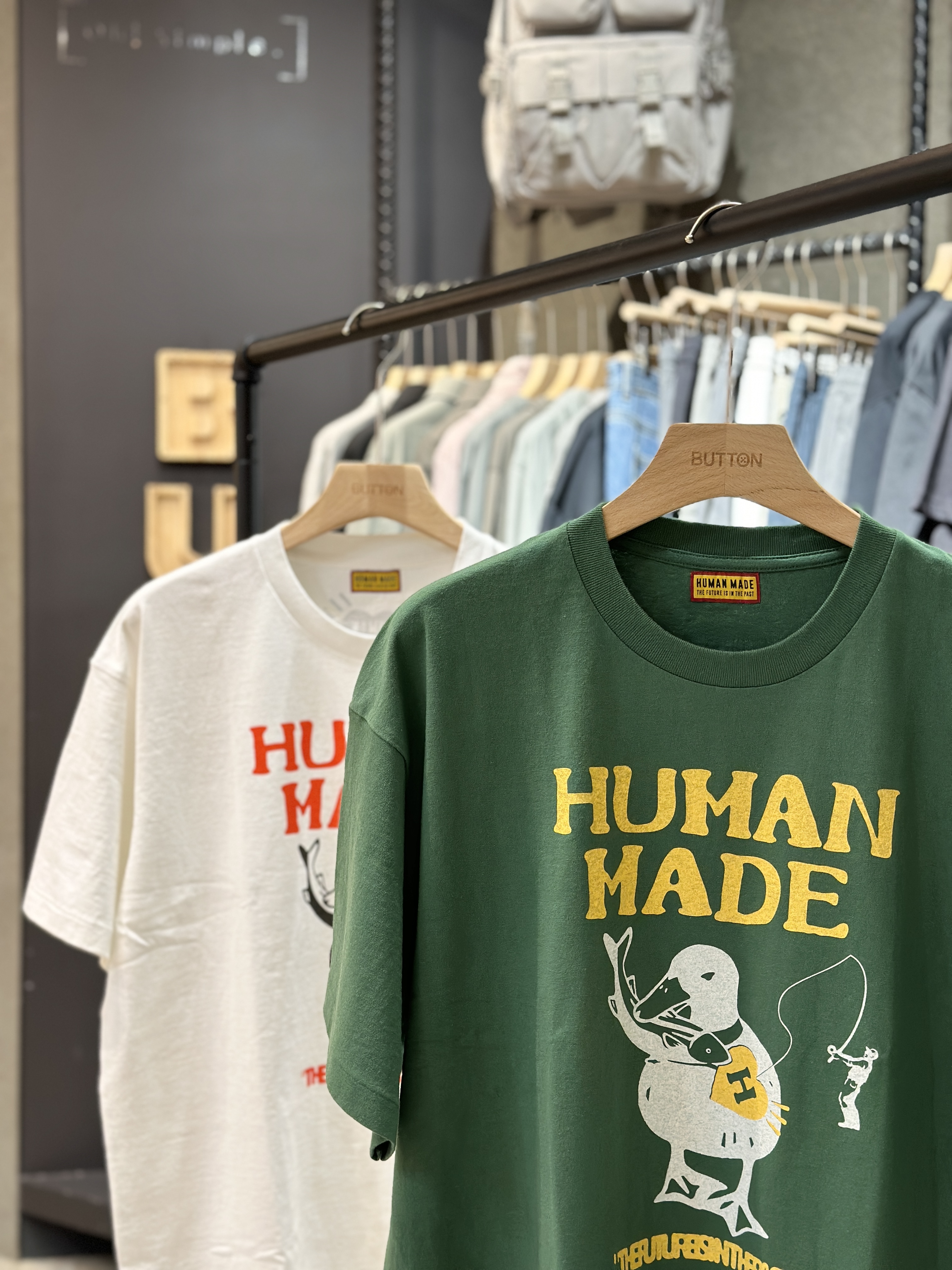 【現貨】human made GRAPHIC T-SHIRT 鴨子吃魚圖像短tee HM29TE026