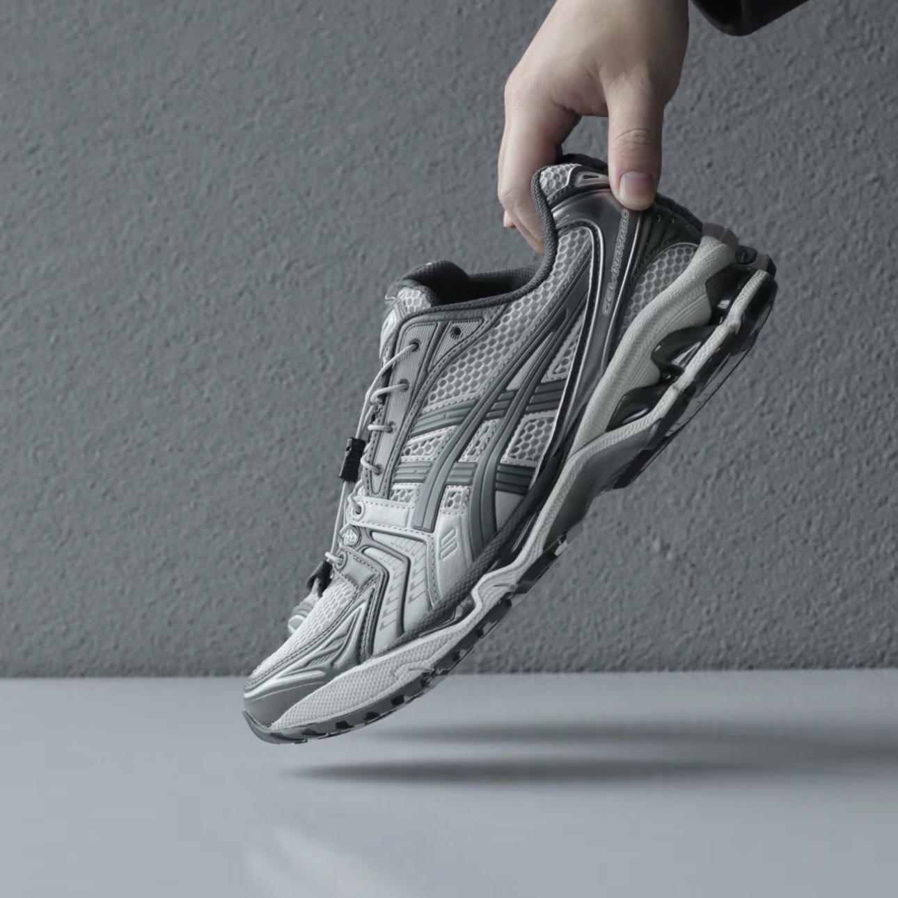 ASICS KAYANO 14 黑灰 銀色 亞瑟士 抽繩 科技感 中性鞋款 1203A549-022