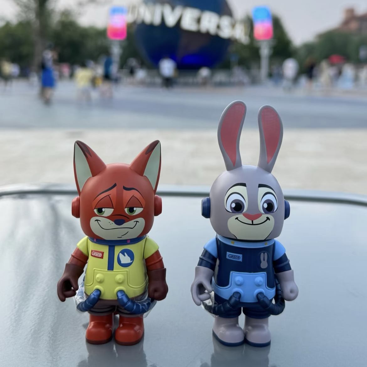 <官方正版>POPMART 泡泡瑪特 MEGA SPACE MOLLY 迪士尼限定 動物方城市吊卡 尼克 茱迪 100% 兩隻一組