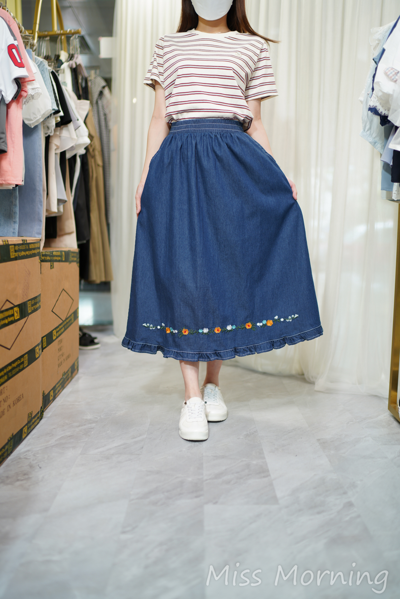 靚色條子top(14560)&刺繡花牛仔裙(33943)