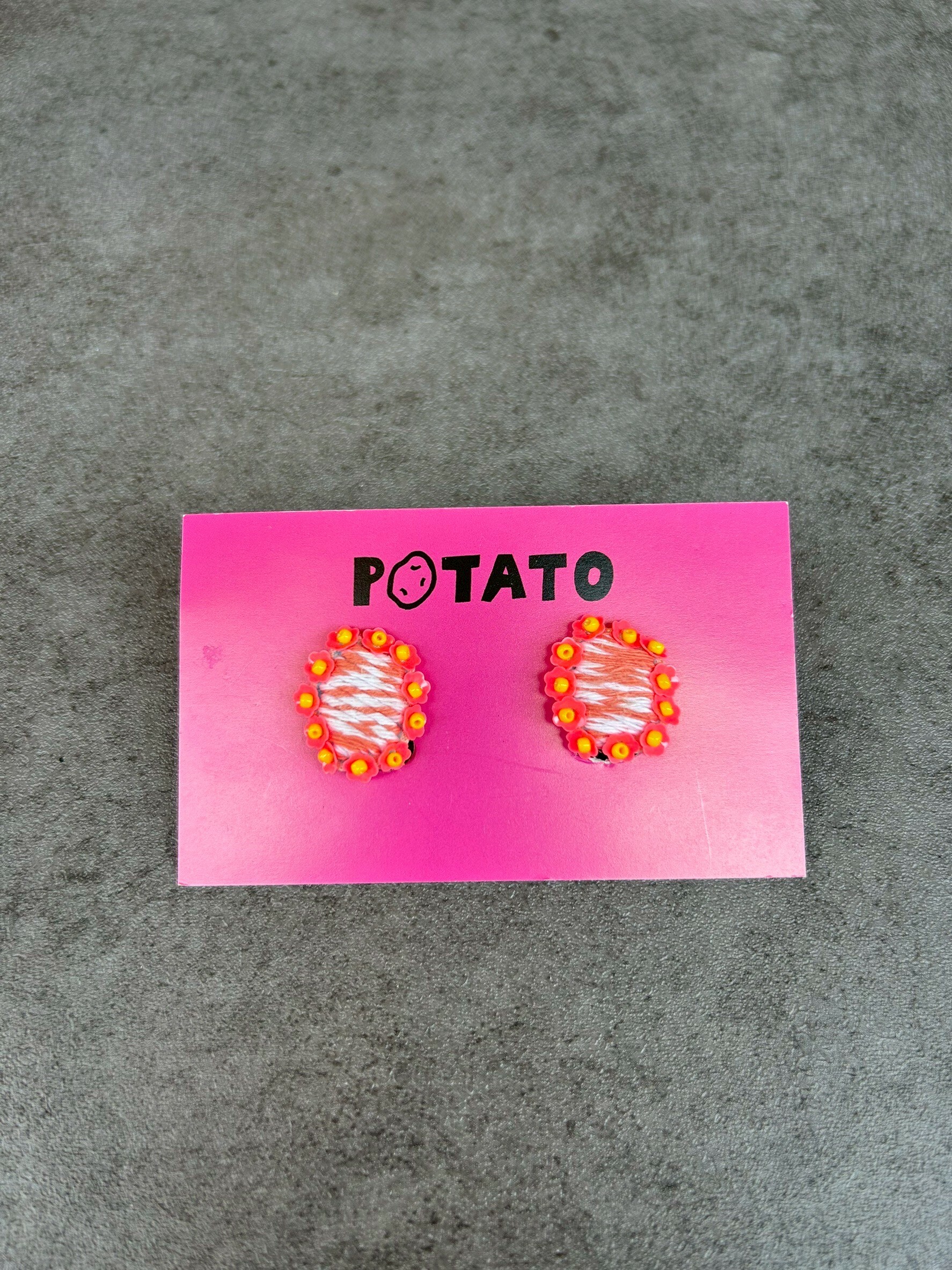 [POTATO] 螢光粉紅耳夾 (PT002)