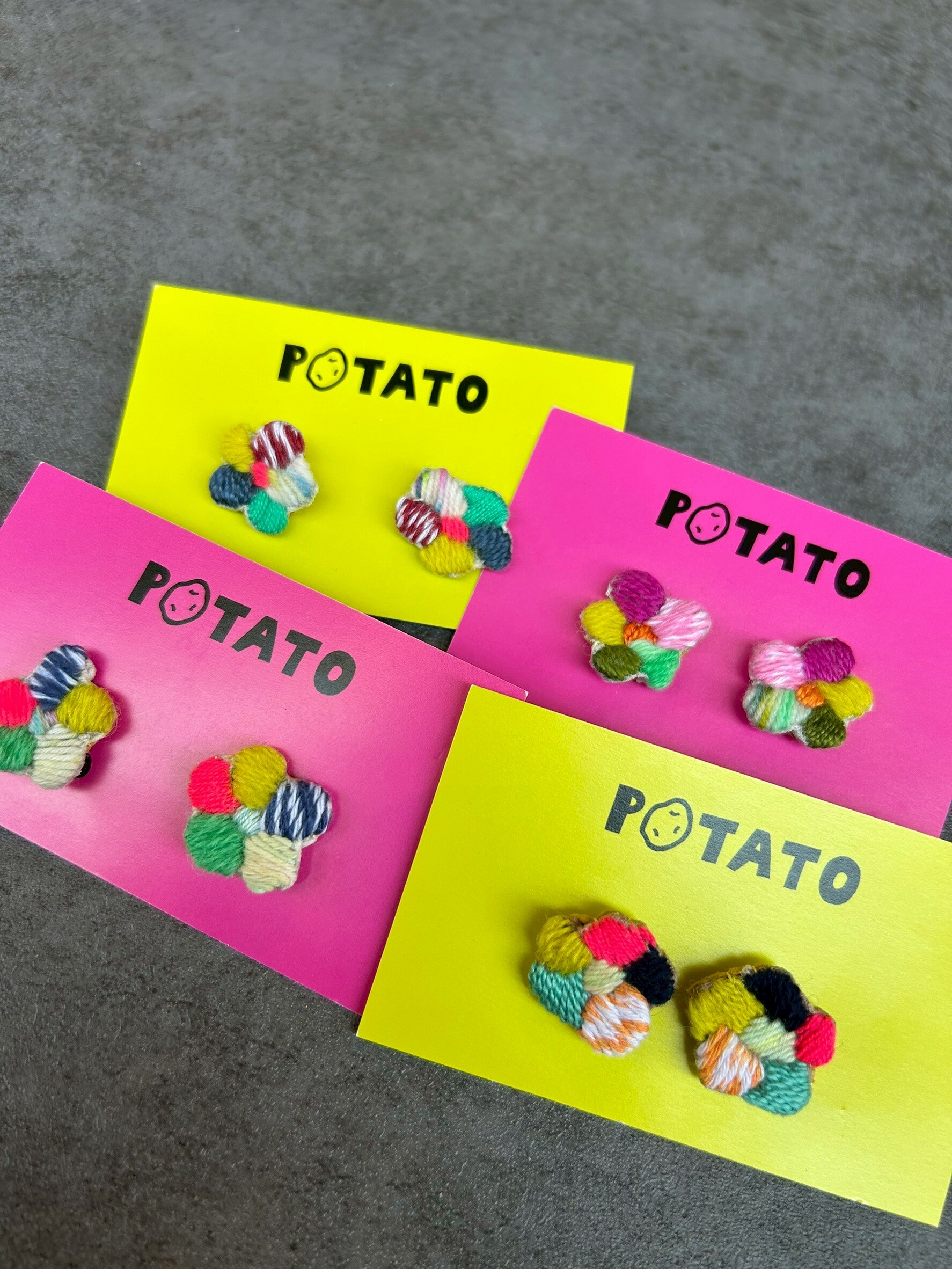 [POTATO] 刺繡小花耳夾 (PT004)