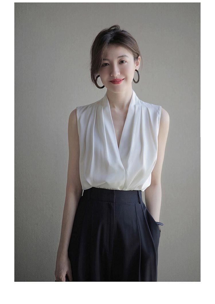 高級簡約 V領綢緞無袖上衣(白/深藍)