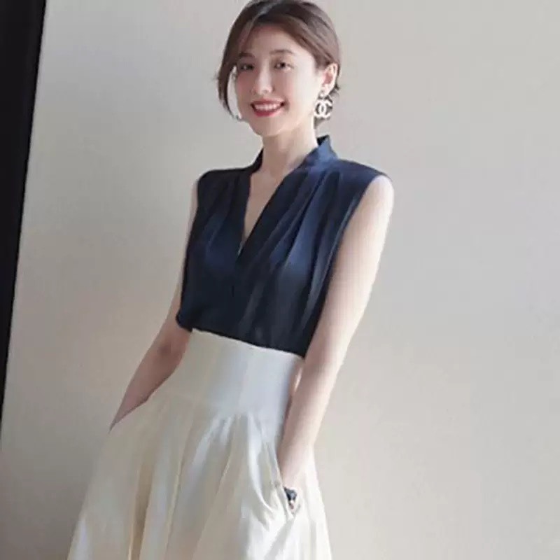 高級簡約 V領綢緞無袖上衣(白/深藍)