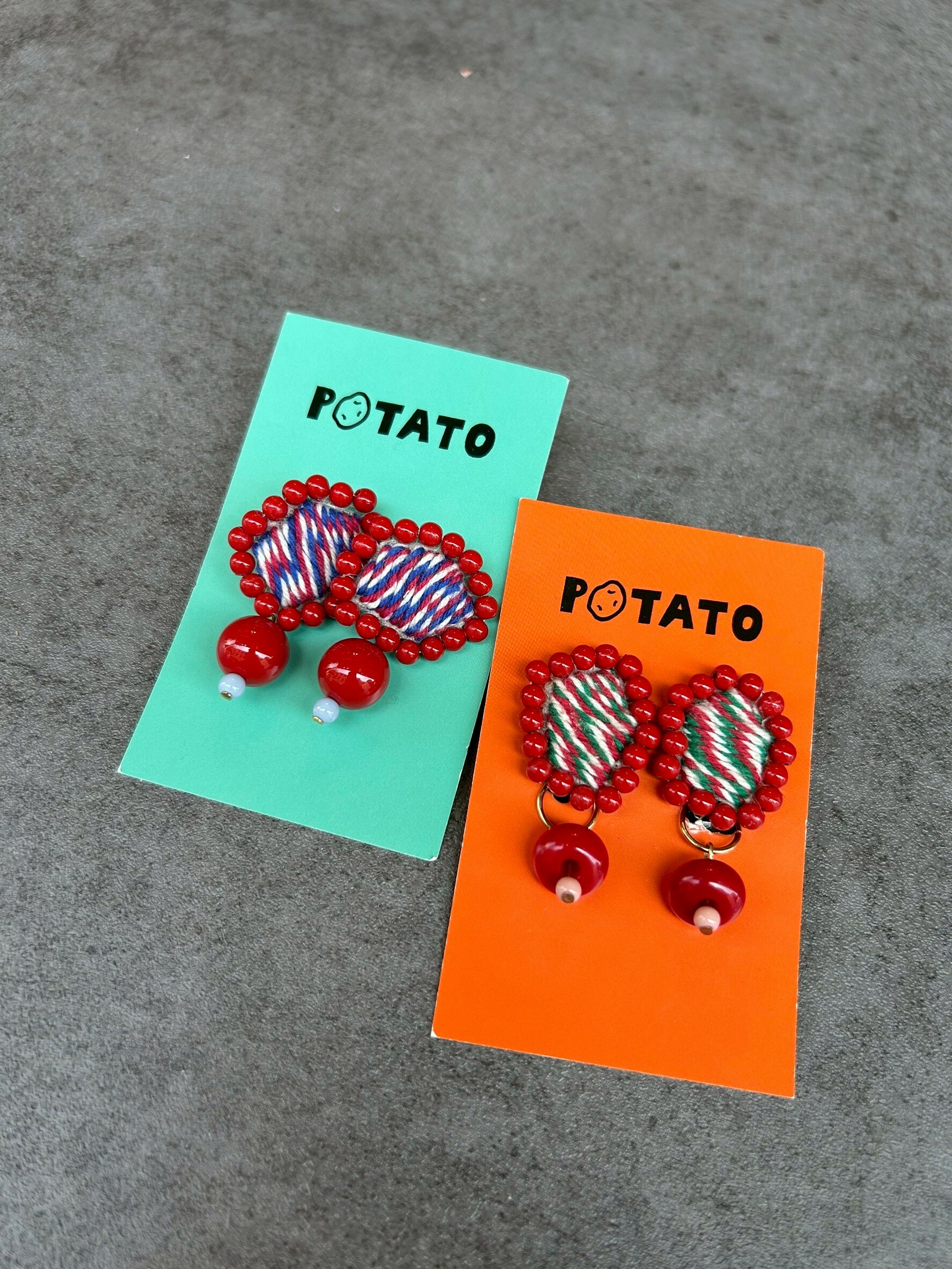 [POTATO] 赤紅泡泡珠飾耳針 (PT017)