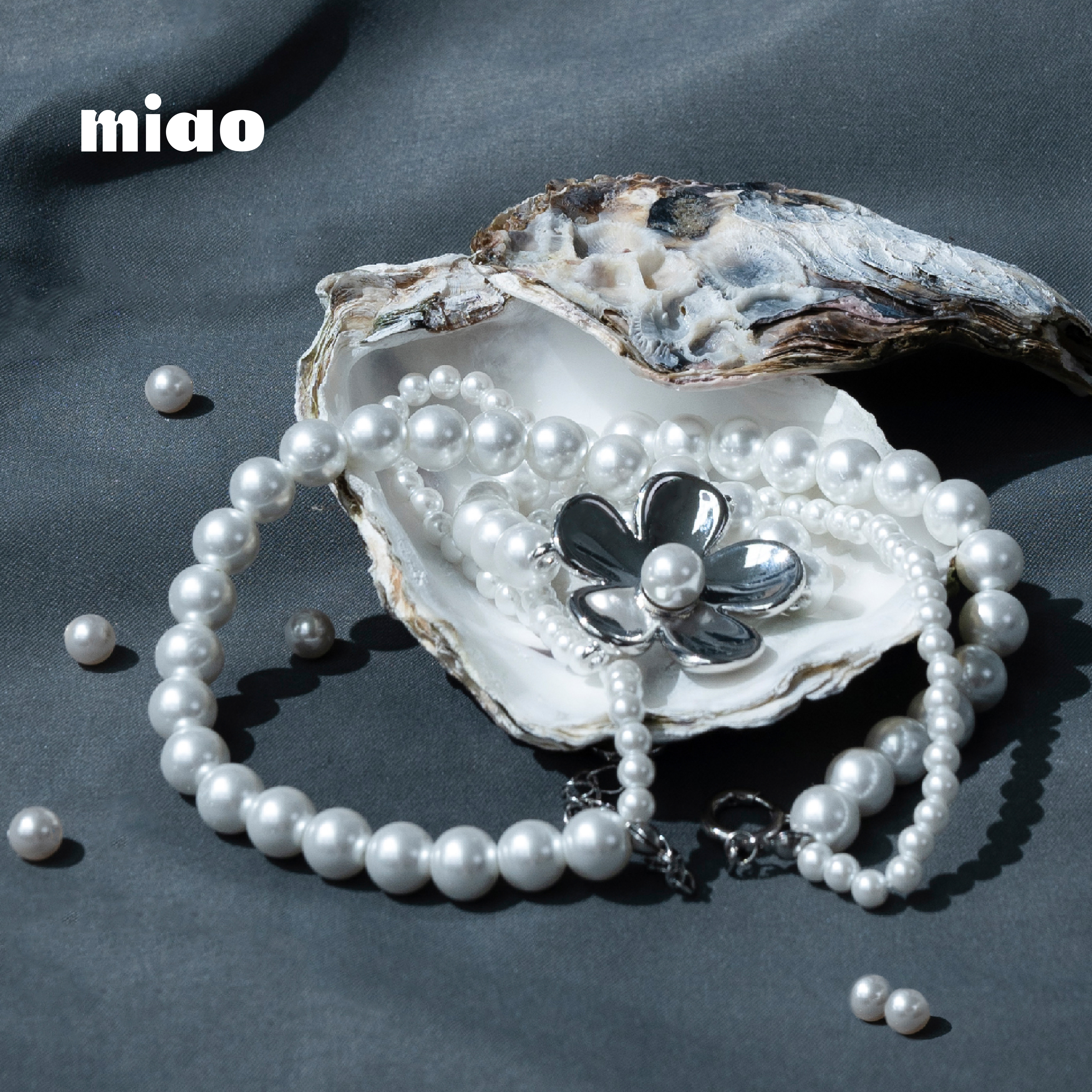 AGILITY MIAO Flowers Pearl Necklace 花朵 珍珠頸鍊 [M-C1]