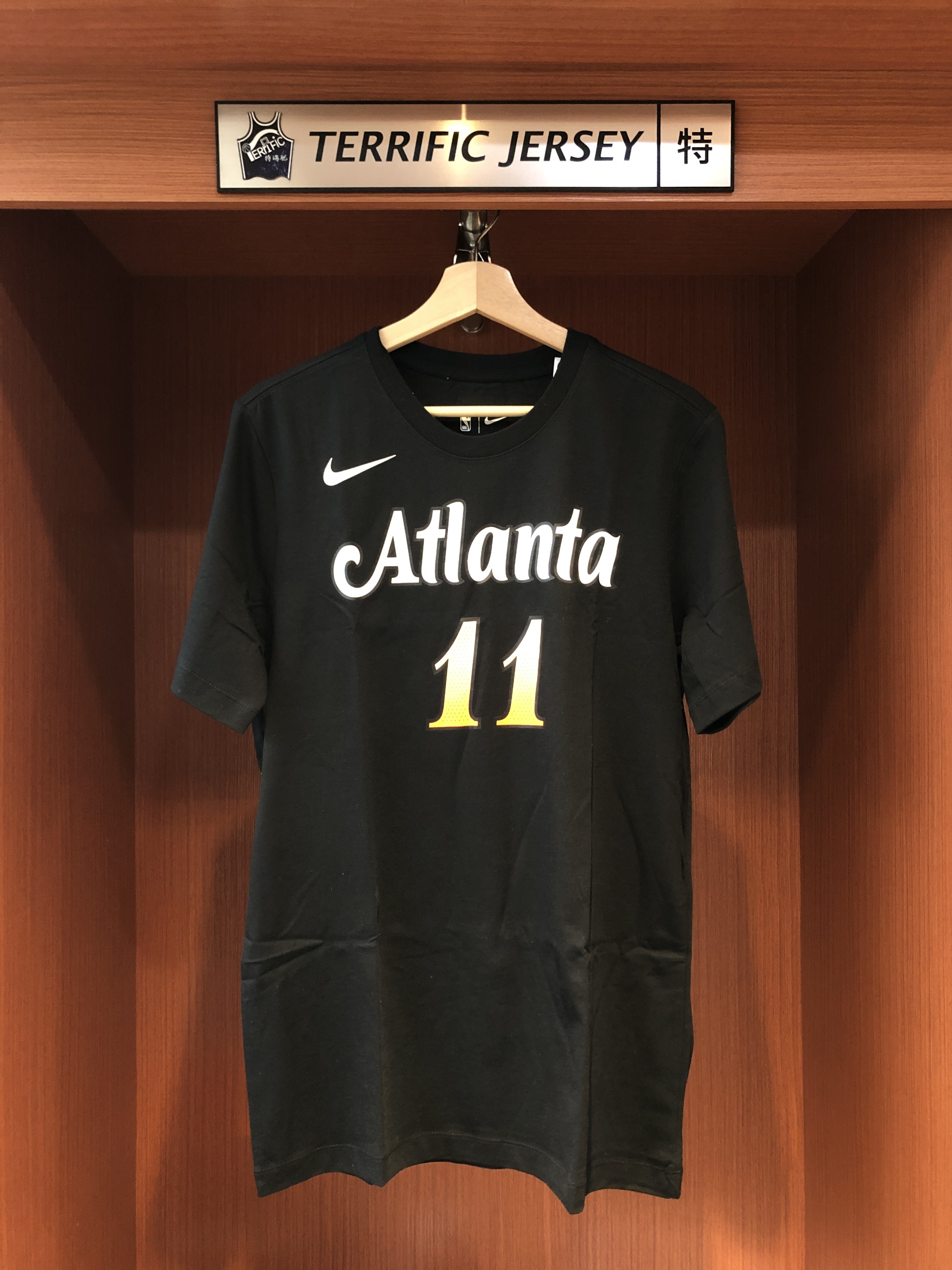 NBA短袖 Trae Young 亞特蘭大老鷹城市 City Nike Player Name Tee 棉質 短袖 全新