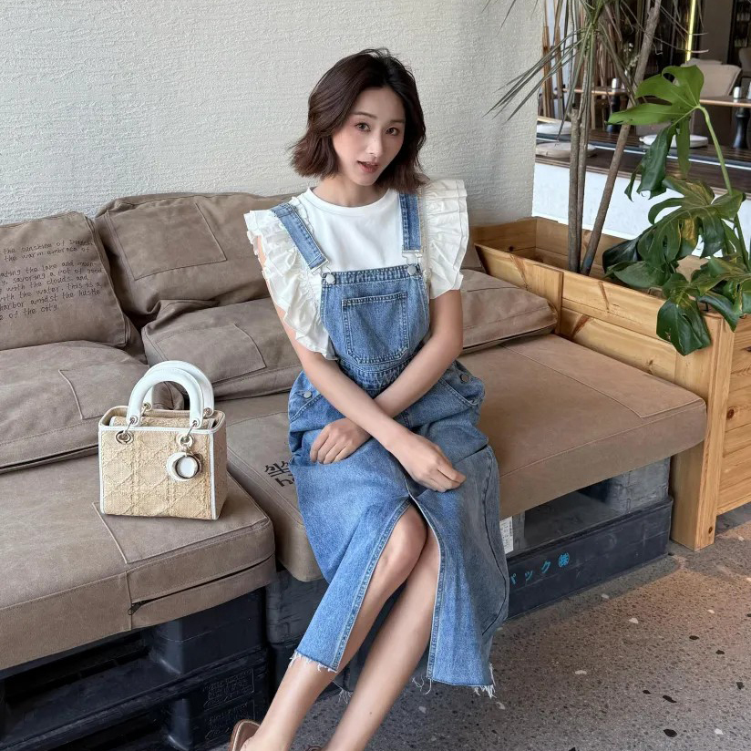 復古女子大口袋前開衩造型牛仔吊帶裙-F Elegant & Love)
