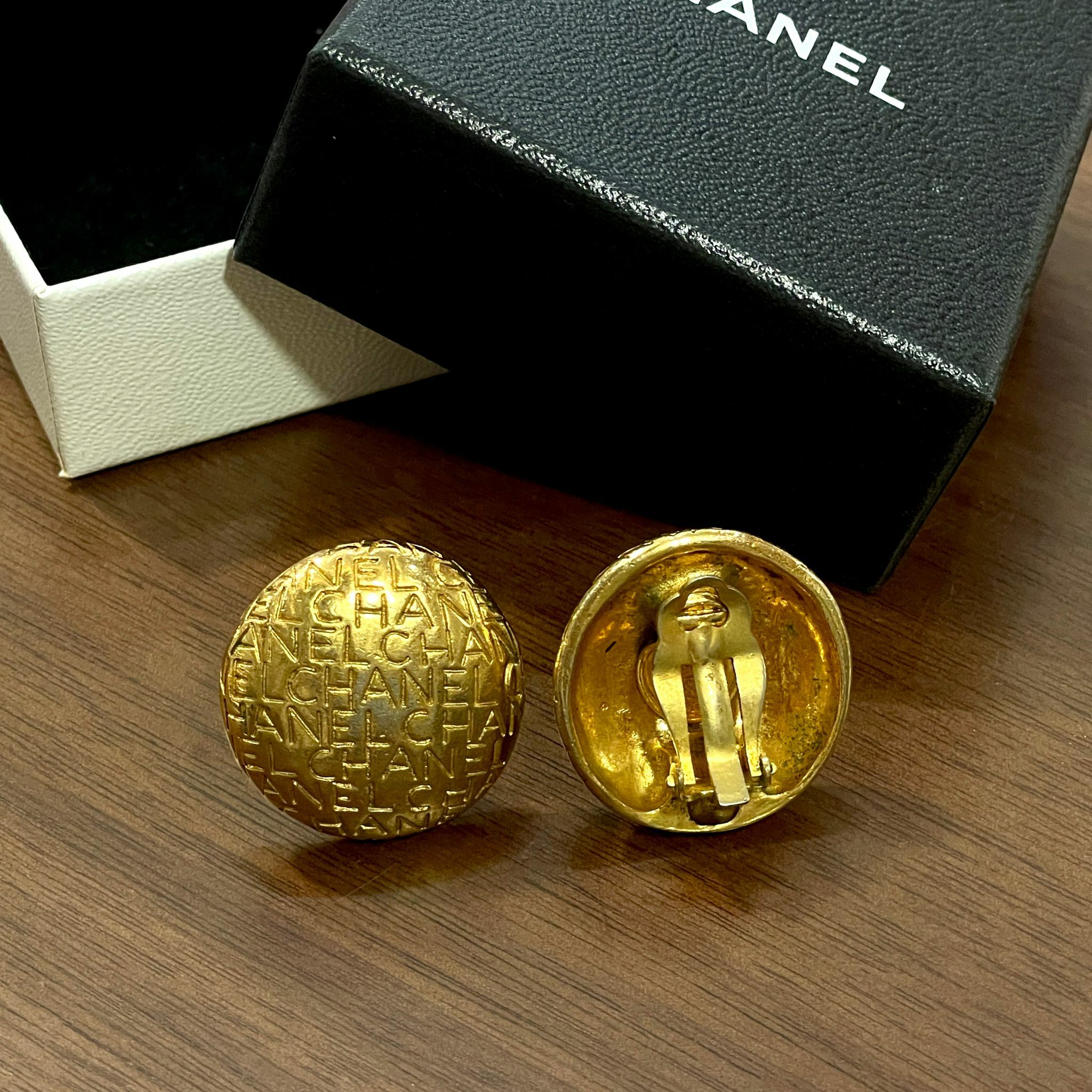 90%NEW二手CHANEL耳環,金色圓形CC LOGO,香奈兒耳夾,VINTAGE中古首飾, #香榭站正品