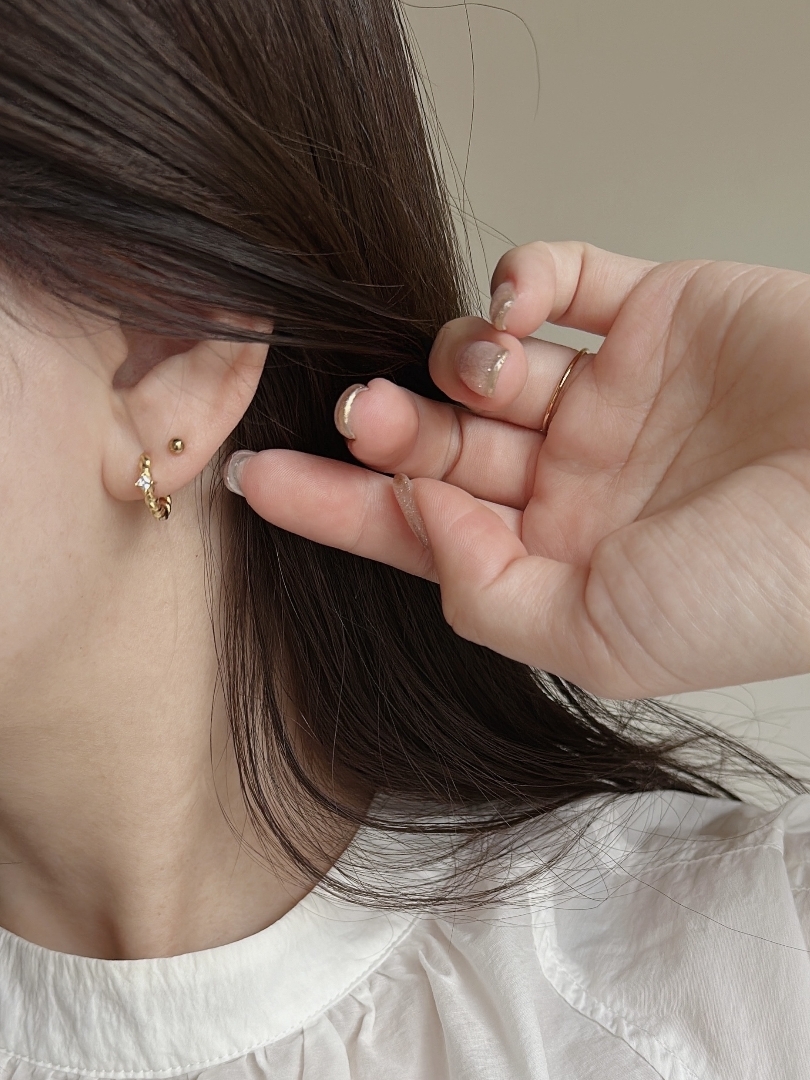 S925 stone twist hoop pierce