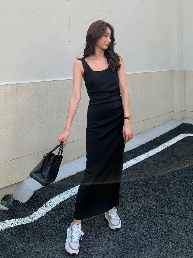 女人味腰抓摺後開衩造型背心長洋裝S-M / 2色 (Elegant & Love)