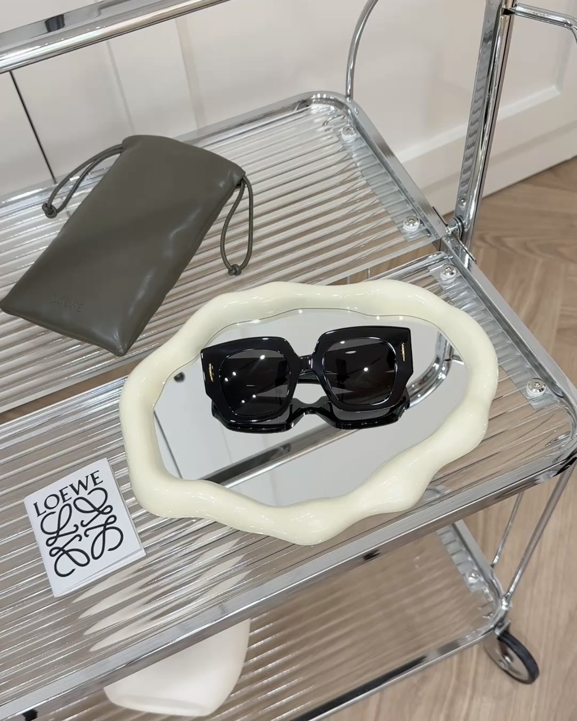 LOEWE｜經典LOGO方框眼鏡 黑色