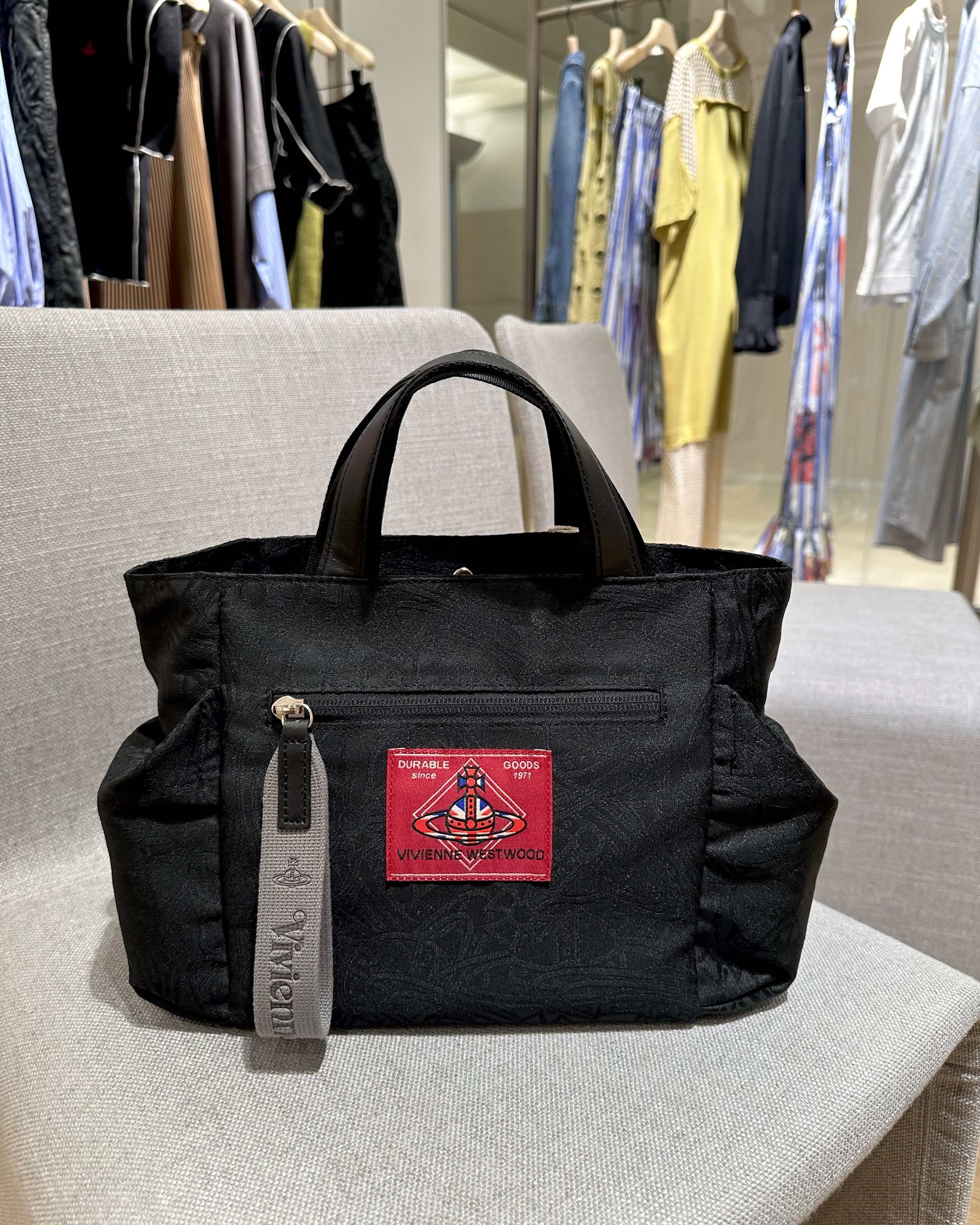 𝐏𝐑𝐄-𝐎𝐑𝐃𝐄𝐑!˼ Vivienne Westwood Tangled Orb Jacq