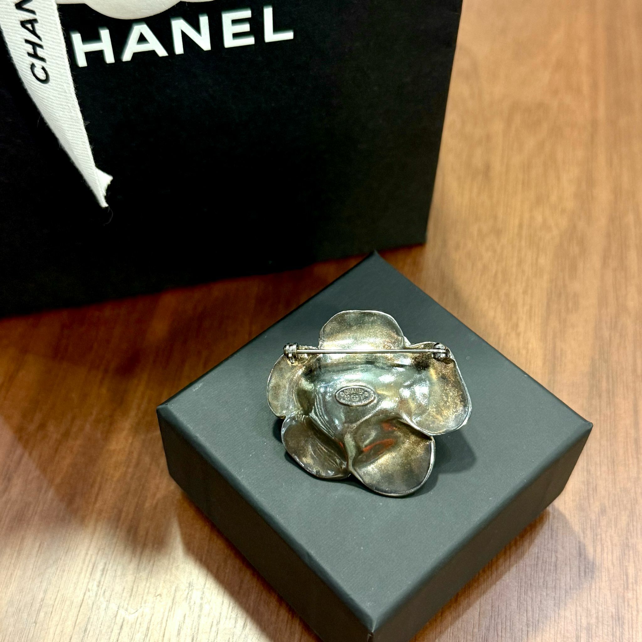 95%NEW CHANEL二手胸針 珍珠胸花茶花 #香榭站正品