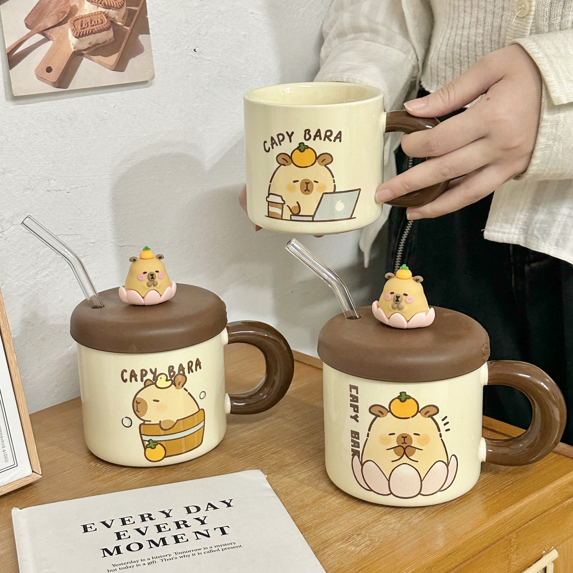 Capybara Mug with Lid