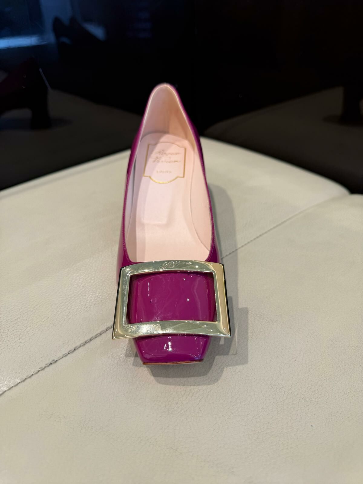 【関税&送料込】Roger Vivier Dec.Trompette T.45 Roger Vivier Dec.trompette T.45 - ShopStyle Pumps