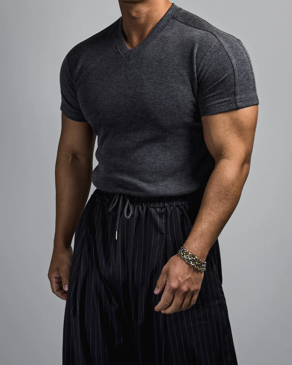 羅紋V領短袖針織衫