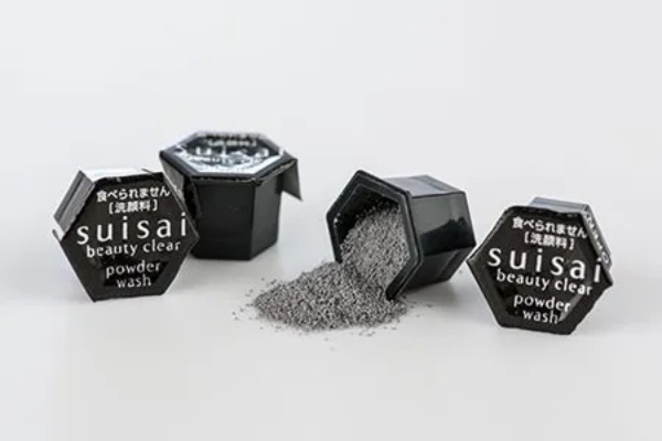 Kanebo Suisai黑炭泥淨透酵素洗顏粉